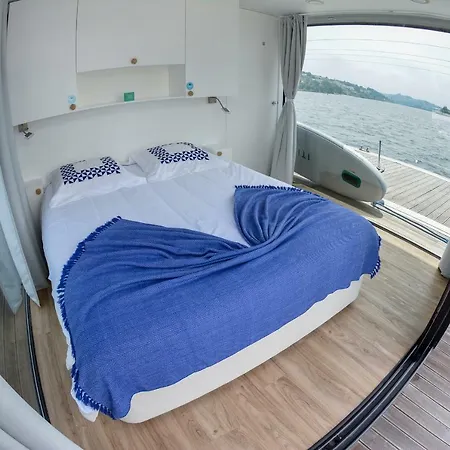 Douro Floating House Hotel en barco *