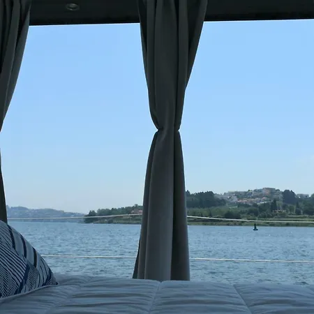 Douro Floating House Hotel en barco *